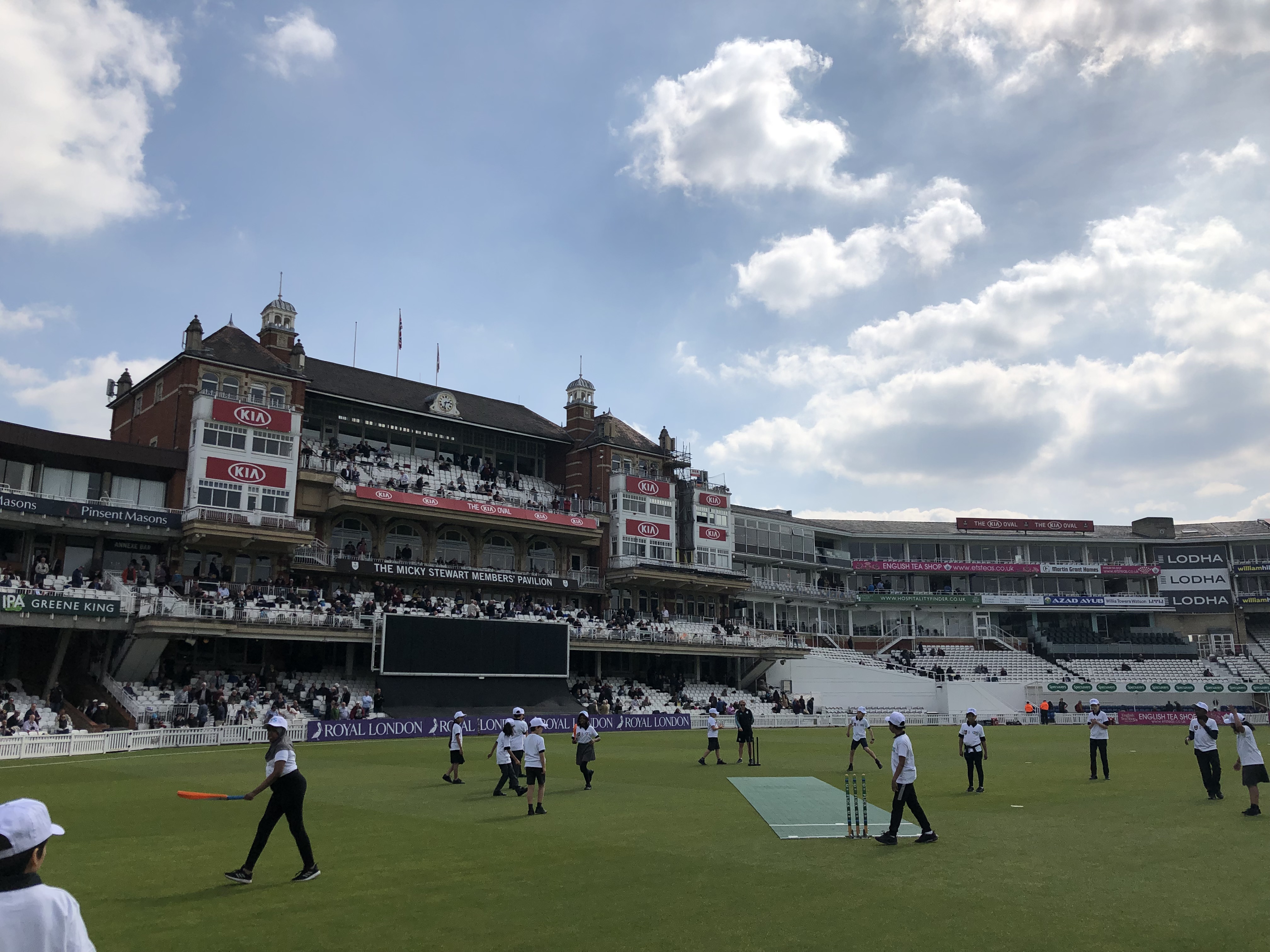 Unbelievable! County Cricket Day Three—Yorkshire, Surrey, Sussex, Essex—What Happened?! - 1lloc28