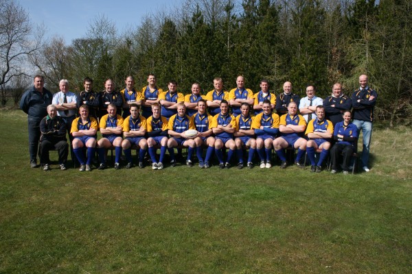 Back row L to R:
Bruce Liddell, Pete O Brien (President), Nick Thorne, Aaron Mitchell, Barry Nelson, Michael Harrigan, Michael Main, Carl Hill, John Goose, Andrew Simm, Michael Brown, Mick Cooper (Assistant Coach, Team Manager), Albert Armstrong (Assistant Team Manager), Mark Watson (Head Coach / Forwards Coach, Chris Conway,
Front Row L to R:
Bill Hewitt (Backs Coach), Craig Wilson, Kevin Marshall, Michael Glarvey, Owen Jarvis, Alan Halliday, David Lynn (Capt), James Phillips, Mark Henderson, Darren Dickinson, Anthony Moody, Nick Lees, Back row L to R:
Bruce Liddell, Pete O Brien (President), Nick Thorne, Aaron Mitchell, Barry Nelson, Michael Harrigan, Michael Main, Carl Hill, John Goose, Andrew Simm, Michael Brown, Mick Cooper (Assistant Coach, Team Manager), Albert Armstrong (Assistant Team Manager), Mark Watson (Head Coach / Forwards Coach, Chris Conway,
Front Row L to R:
Bill Hewitt (Backs Coach), Craig Wilson, Kevin Marshall, Michael Glarvey, Owen Jarvis, Alan Halliday, David Lynn (Capt), James Phillips, Mark Henderson, Darren Dickinson, Anthony Moody, Nick Lees,