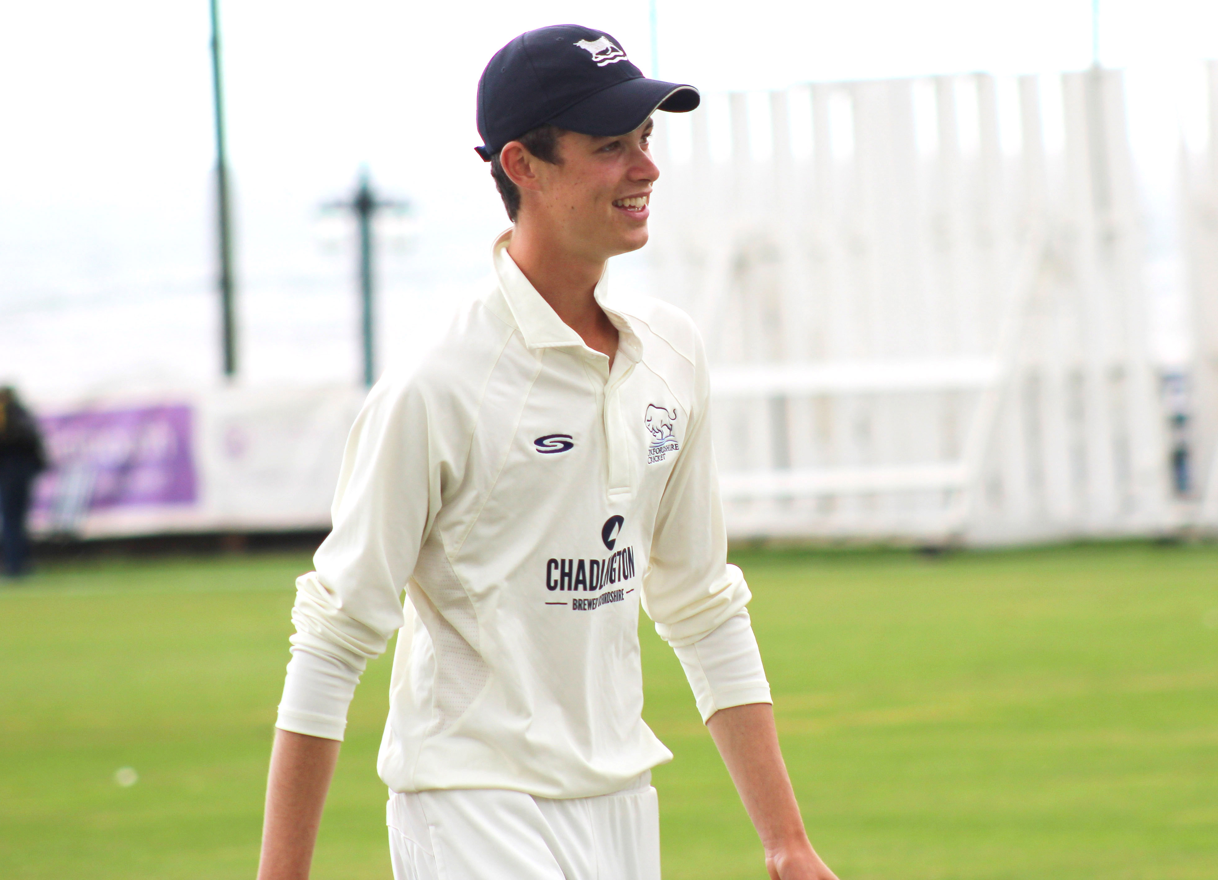 Oxfordshire Cricket Board News Ollie Price Signs Professional Contract